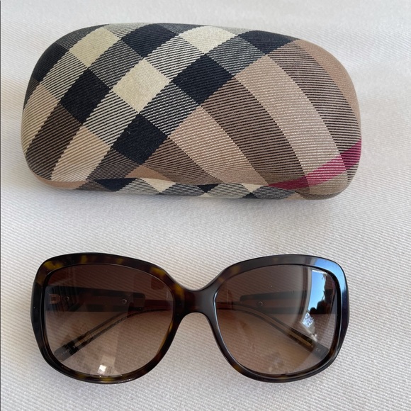 Burberry sunglasses